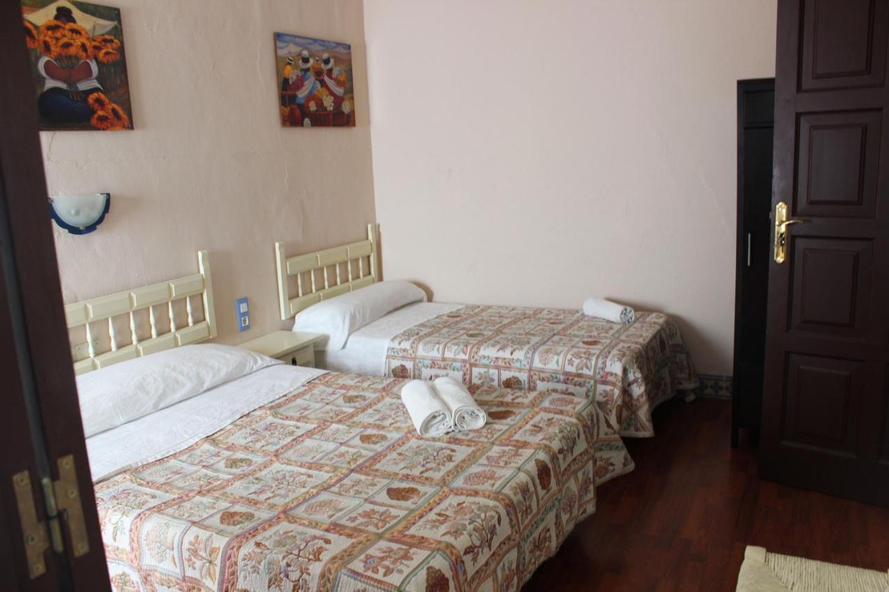 Pension Lisdos Sevilla Exteriér fotografie