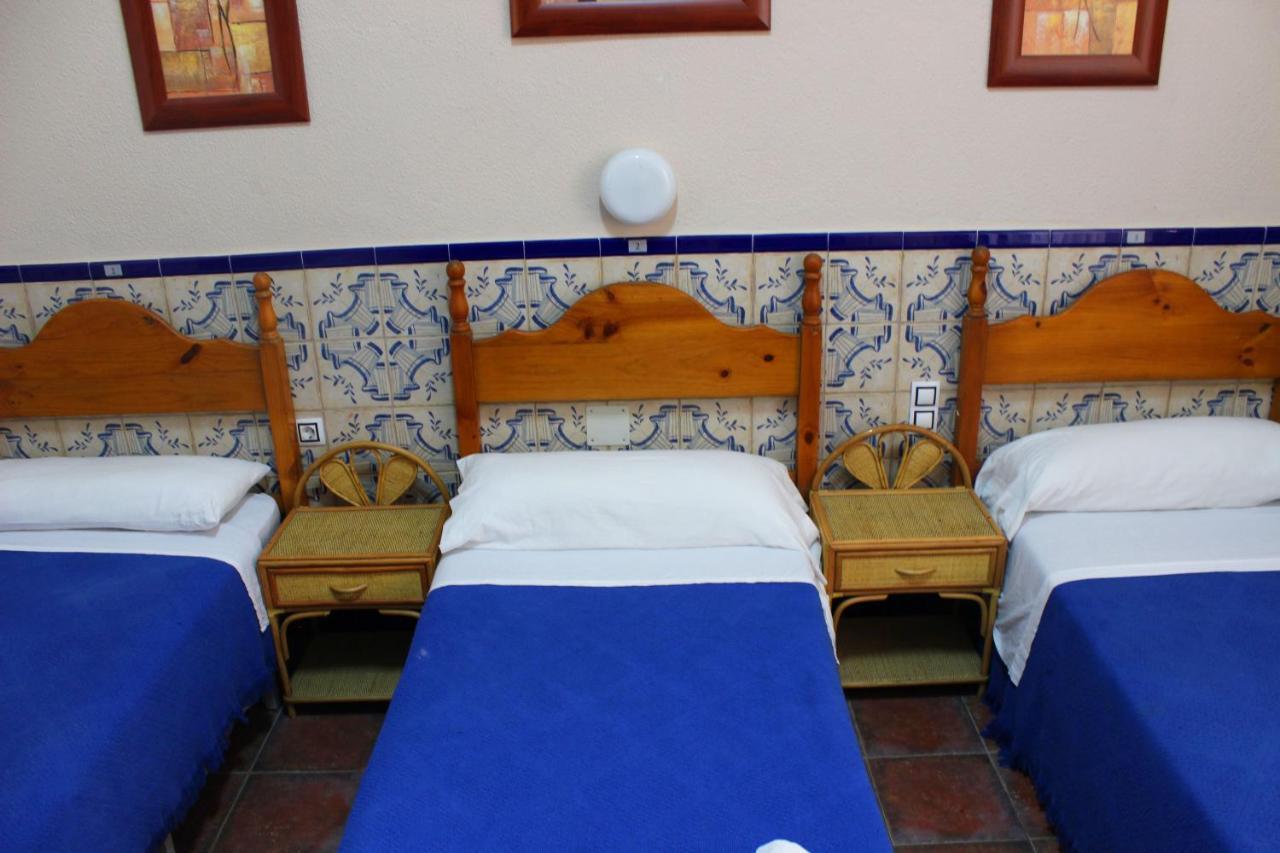 Pension Lisdos Sevilla Exteriér fotografie
